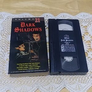 Dark Shadows Volume 21 VHS - Vampires, werewolves, horror, suspense
